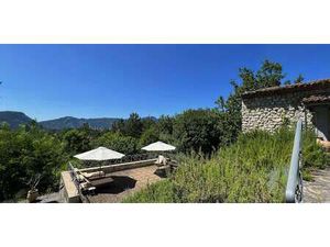 Propriété avec jardin Saillans (26)