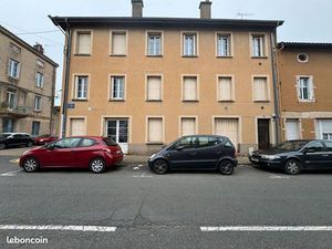Local commercial 92 m² SAINT LAURENT SUR SAONE
