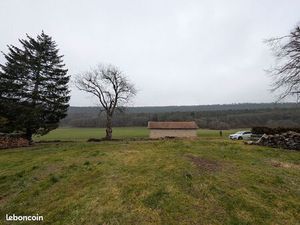 Terrain 1700 m² BRANNE