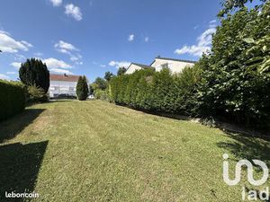 Terrain 989 m² Malroy