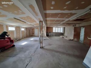 Local 192 m² ROMORANTIN LANTHENAY