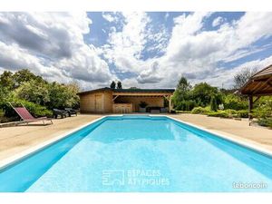 Propriété 9 pièces 200 m²