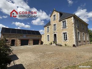 Maison 10 pièces 255 m²