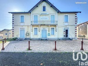 Immeuble 500 m² Arengosse