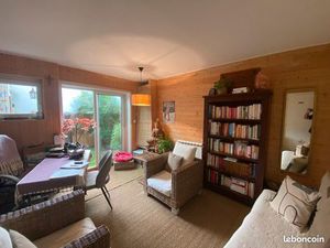 Dax centre ville Maison de ville avec 3 ch - 1SDD- 1SDB - 1 Terrasse - 1 Bureau -1 petit e