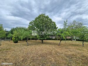 Terrain 865 m² ISLE