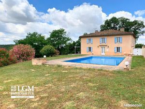 Maison 3 pièces 213 m²