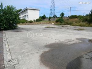 Terrain 1 200 m² Rai