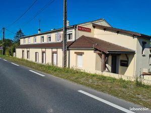 Boutique 450 m² COURVILLE SUR EURE