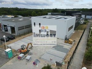 Local d'activité 230 m²