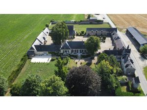 Achat Maison 14 pièces 278m² CLACY ET THIERRET 02000