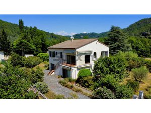 Maison Individuelle T6 avec Garage et Terrain