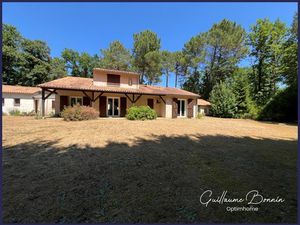 Maison 6pièces à vendre avec piscine à SCORBE CLAIRVAUX