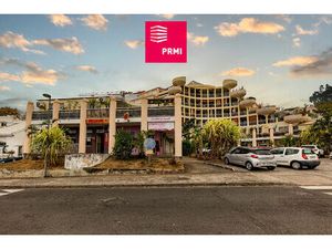 PRMI : LA POSSESSION/Saint-Laurent  local commercial pour investisseur