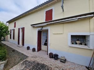 Vente maison 3 pièces 96 m² à Tonnay-Boutonne (17380)  98 000 €