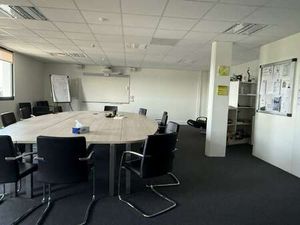 Vente Bureaux et commerces à Saint-Herblain Bernardière-Bellevue-Harlière (44800) : à vend