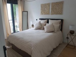 Location meublée appartement 2 pièces 47 m² à Noisy-le-Grand (93160)  1 200 €