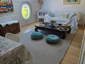 Location meublée appartement 2 pièces 49 m² à Suresnes (92150)  1 500 €