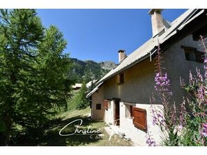 Chalet de luxe à vendre à la La Salle-les-Alpes