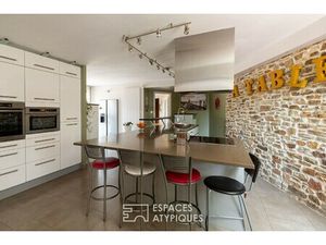 Maison de luxe à vendre à Chazé-sur-Argos