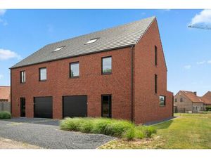 De prijs is een VANAF PRIJS. DOE EEN BOD!