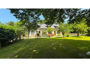 Vente maison 9 pièces 265 m² à Chamberet (19370)  296 500 €