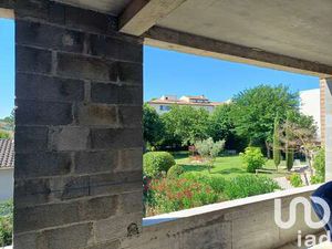 Vente Appartement 4 pièces à L'Isle-sur-la-Sorgue (84800) : à vendre 4 pièces / 101m² L'Is