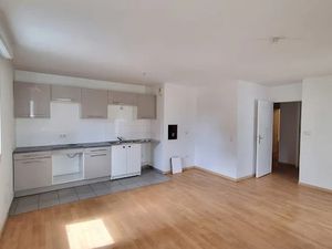 Vente appartement 3 pièces 64 m² à Ris-Orangis (91130)  165 500 €