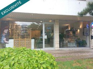Vente commerce 3 pièces 92 m² Saint-Jean-de-Maurienne (73300)