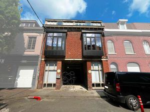 Grand atelier/entrepôt de 600 M2 situé au centre-ville de Mo