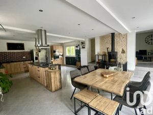 Vente maison 8 pièces 209 m² à Saint-Cyr-en-Val (45590)  329 000 €