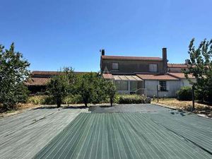 Vente Maison aux Landes-Genusson (85130) : à vendre / 129m² Les Landes-Genusson