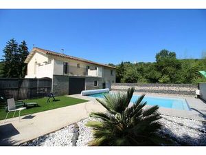 Belle maison individuelle avec sous-sol complet – Piscine – Terrain 1 169 m² –...