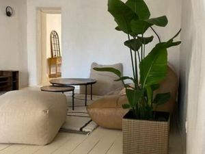 Exclusivité !!Maison de village 160 m2 entièrement restaurée au centre de Serviers Uzège