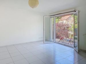 Vente appartement 3 pièces 63 m² à Elancourt (78990)  235 000 €