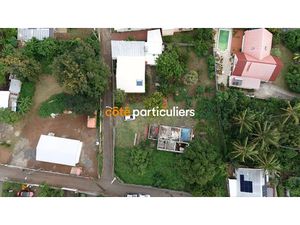 Vente terrain 991 m² à Saint Pierre (97410)  304 300 €