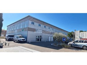 Location locaux professionnels 14 m² à Arles (13200)  250 €