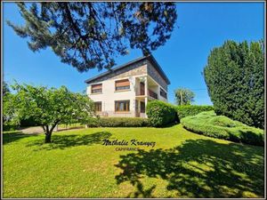 Annonce vente maison 7 pièces de 186m2 à Attigny (08130) - ParuVendu.fr ref 992781541954