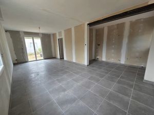 Vente maison 5 pièces 91 m² à Saint-Antoine-sur-l'Isle (33660)  140 400 €