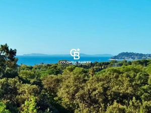 Terrain de 1703 m2 en vente - La Croix-Valmer  Provence-Alpes-Côte d'Azur