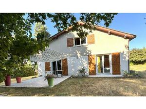 LURIECQ 42380 Maison 86m² 2 chambres sur 2360m² de terrain