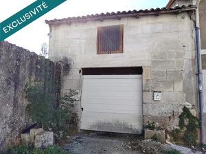 Vente parking à Saint-Genis-de-Saintonge (17240)  28 000 €