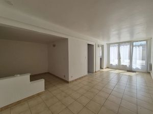 Location appartement 3 pièces 38 m² à Le Mesnil-Saint-Denis (78320)  800 €