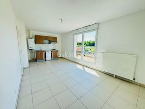 Vente appartement 1 pièce 29.75 m² à Fleury-les-Aubrais (45400)  95 000 €