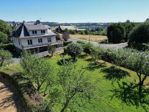 Vente maison 5 pièces 112 m² à Mur-de-Barrez (12600)  130 000 €