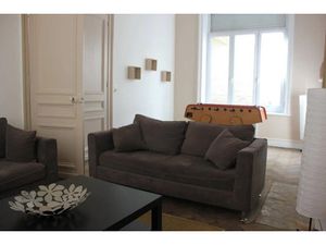 Location meublée maison 7 pièces 175 m² à Roubaix (59100)  2 250 €