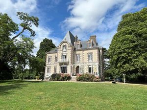 Château à vendre à Trie-Château