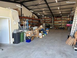 Entrepôt 280 m² Saint-Denis-lès-Bourg