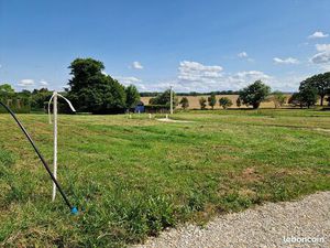 Terrain 606 m² VEZELOIS