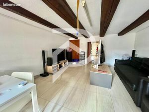 Maison 10 pièces 270 m²